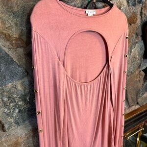 VENUS, Women’s Large pink cut-out ,long sleeve, with gold eyelets top.💖
